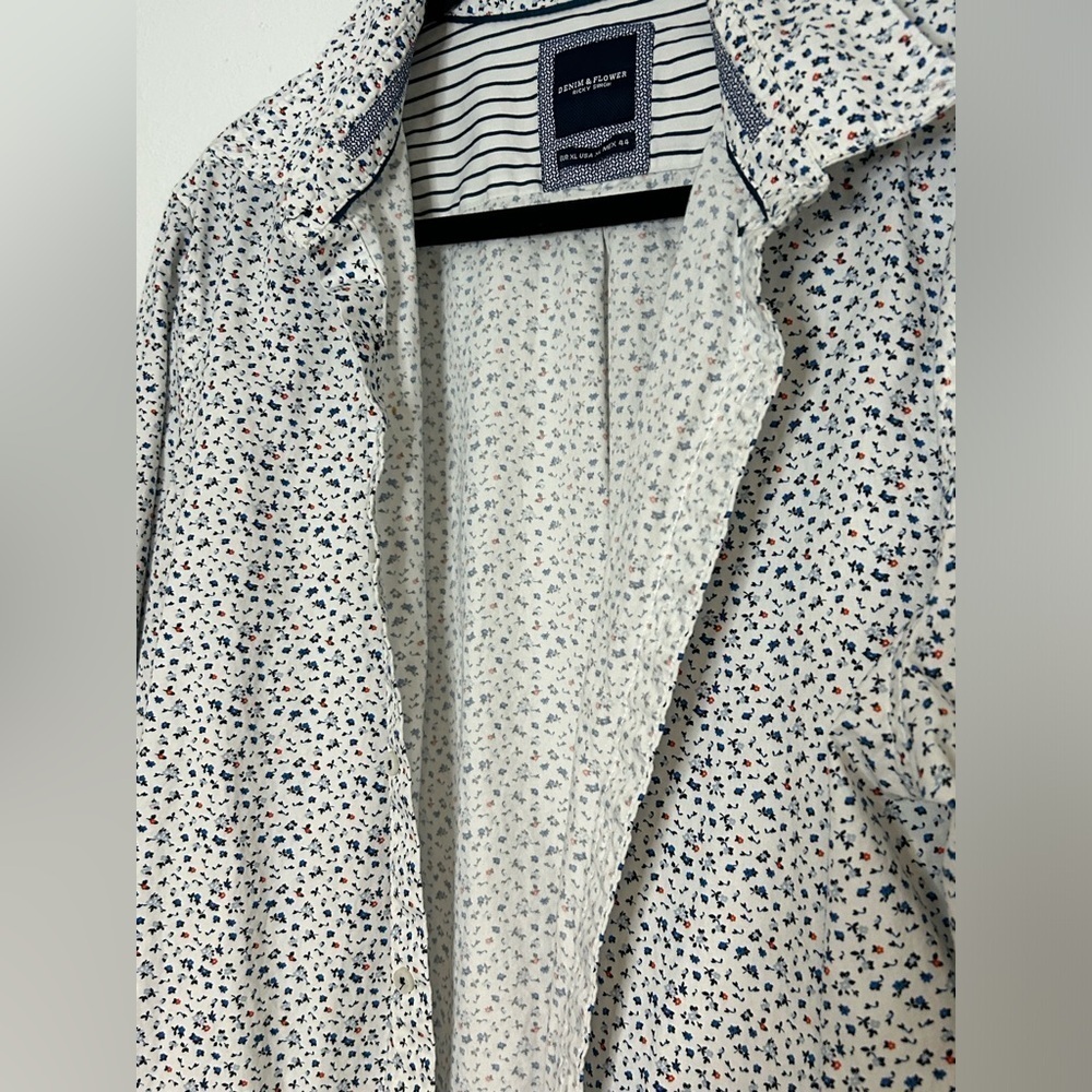 Denim & Flower White Dress Shirt with Floral Design Size XL - Picture 2 of 7